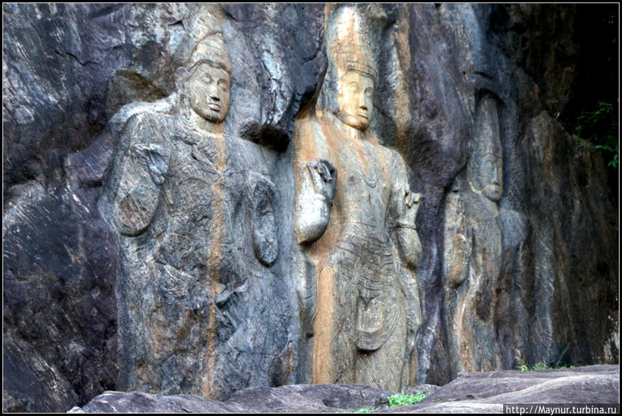 Загадка  скалы  с   буддами... Веллавая, Шри-Ланка