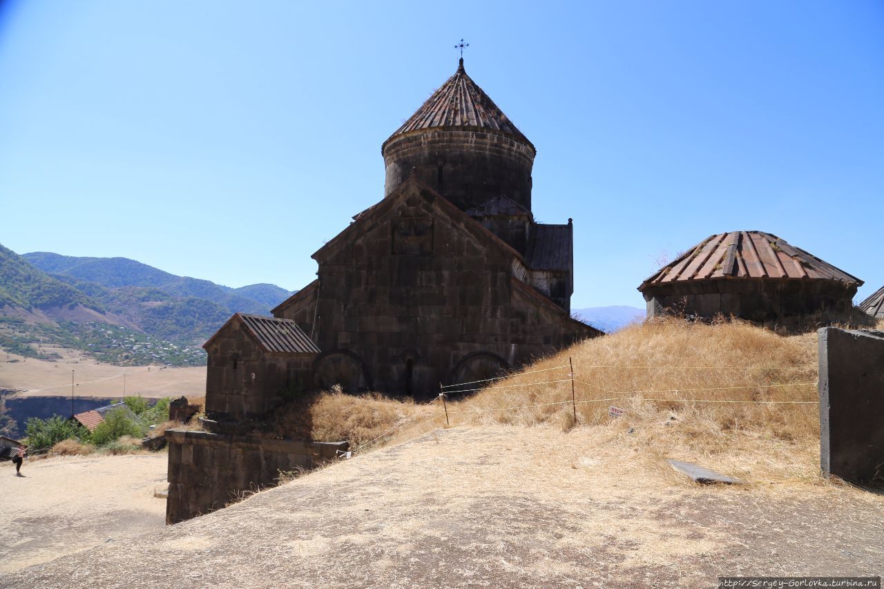 Ахпатский  монастырь Алаверди, Армения