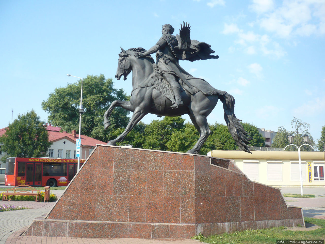 Памятник князю Всеславу Брячиславичу Полоцк, Беларусь