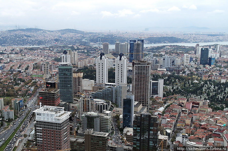 Небоскреб Сапфир. 238 метров над уровнем Стамбула Стамбул, Турция Небоскреб Сапфир. 238 метров над уровнем Стамбула Стамбул, Турция