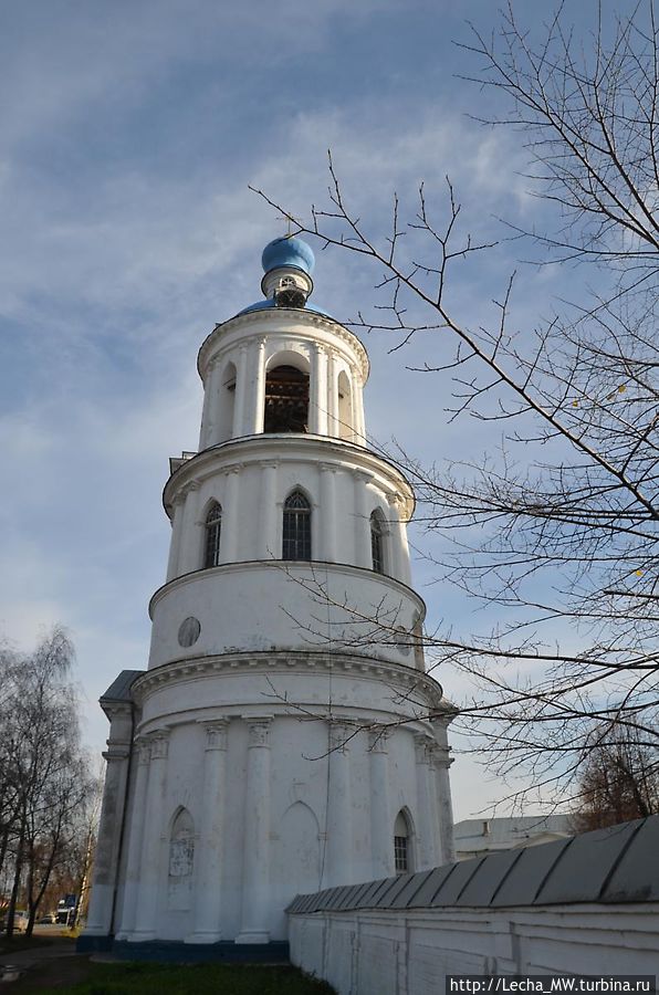 Колокольня Всех Святых с надвратной церковью Успения Пресвятой Богородицы Колокольня Всех Святых с надвратной церковью Успения Пресвятой Богородицы