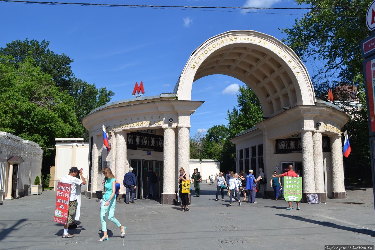 Гоголевский бульвар. Вдоль стен Белого города Москва, Россия