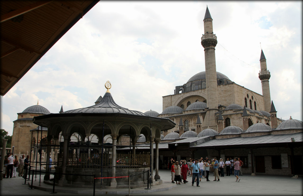 Мевляна — суфийская святыня города Конья Конья, Турция