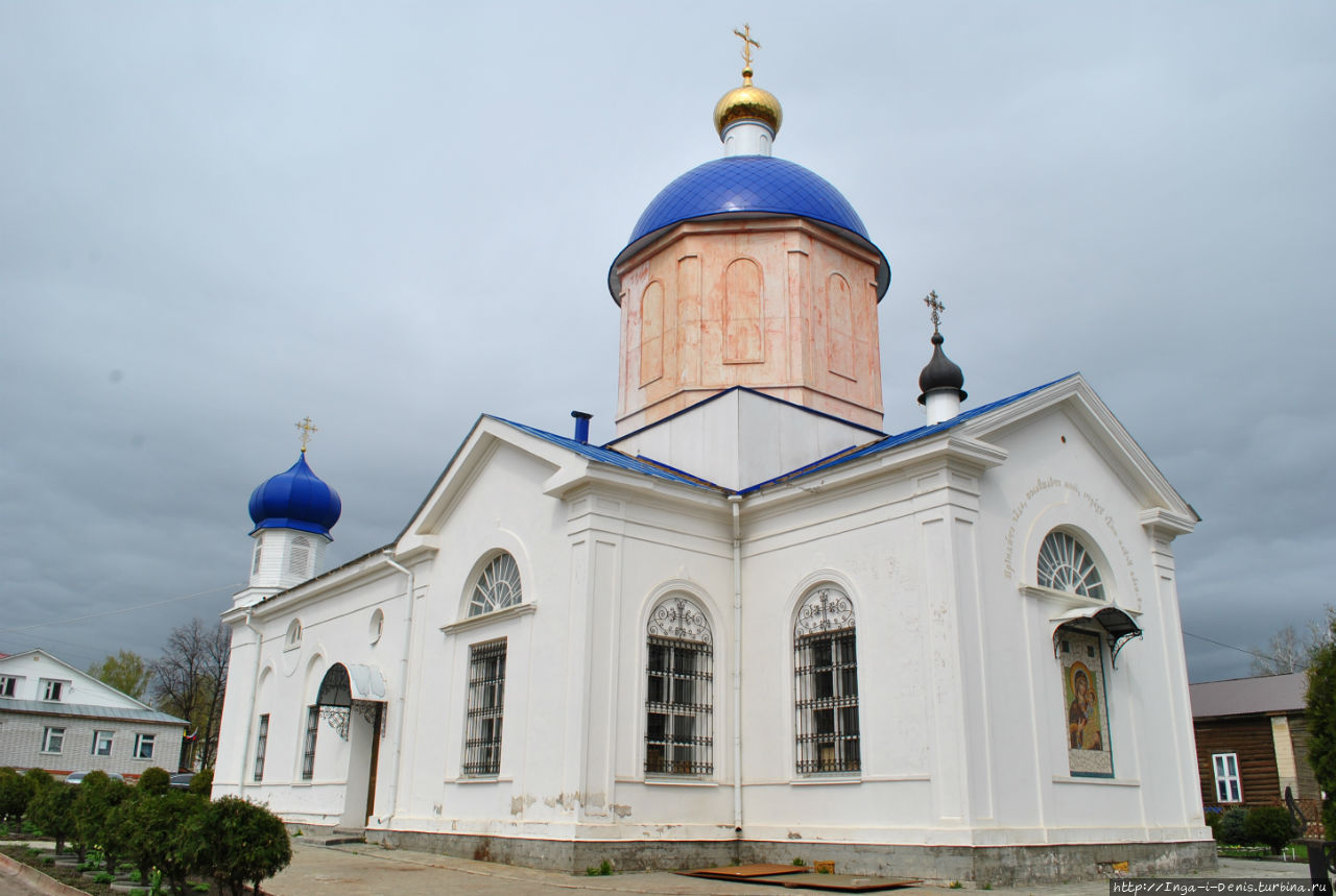 Храм Божией Матери Иверской Алатырь, Россия