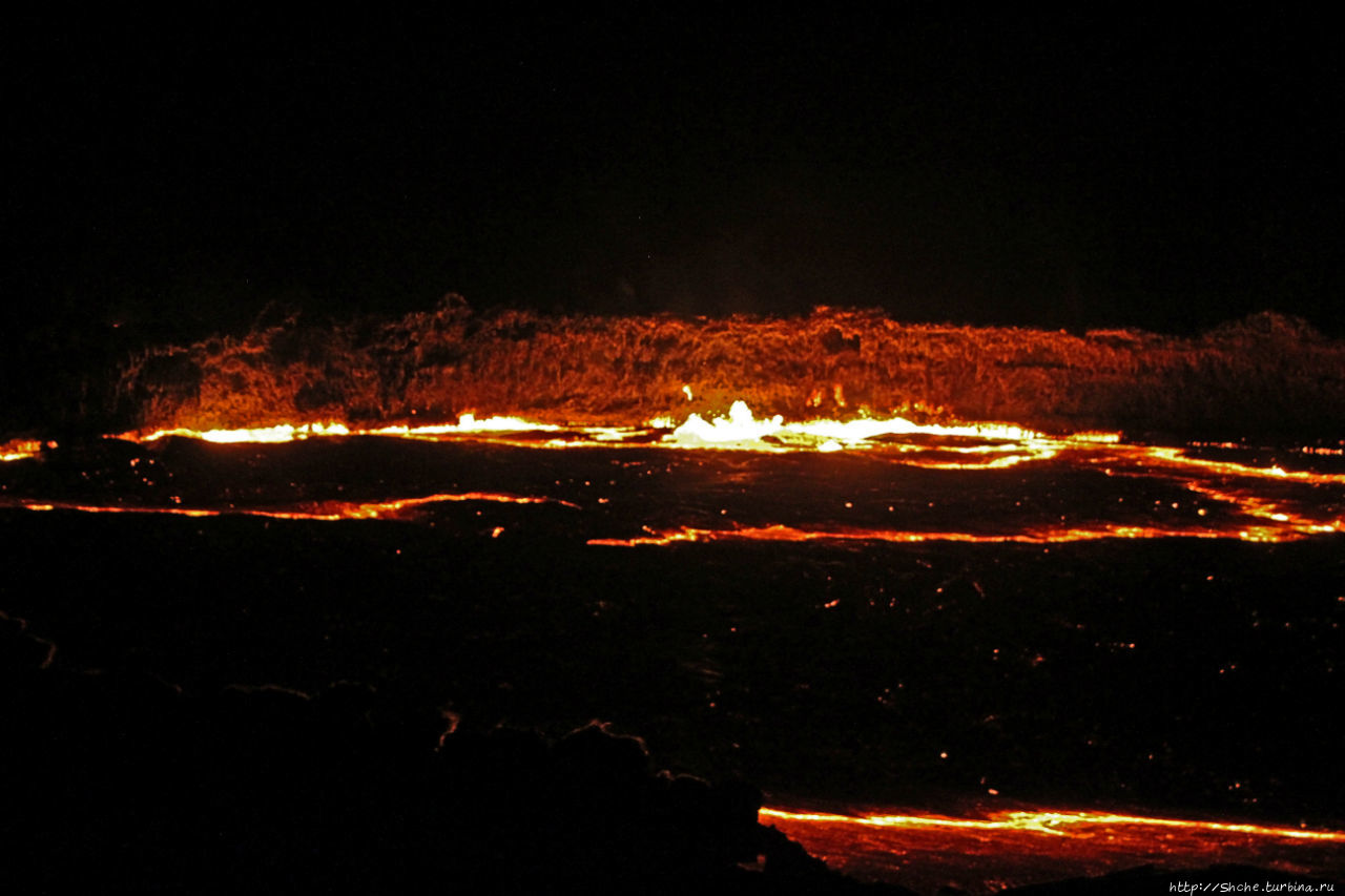 Когда течет огонь, когда горит вода Эрта-Але цепь вулканов (1031м), Эфиопия