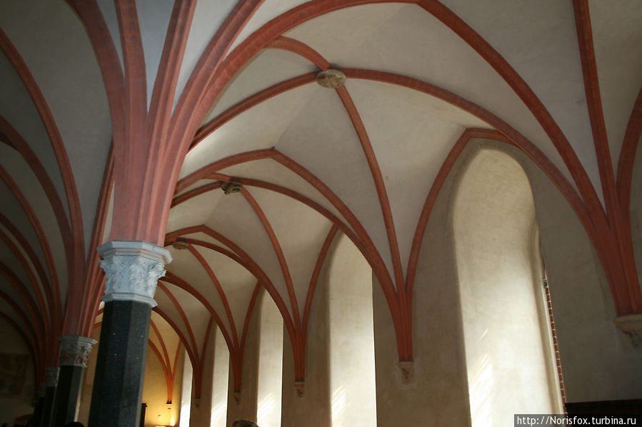 Теплый замок или  немрачное средневековье Мальборк, Польша