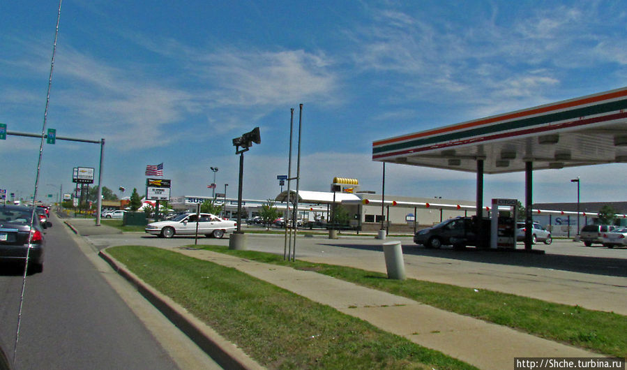 Берч Ран — город, существующий для шоппинга Берч-Ран, CША Берч Ран — город, существующий для шоппинга Берч-Ран, CША