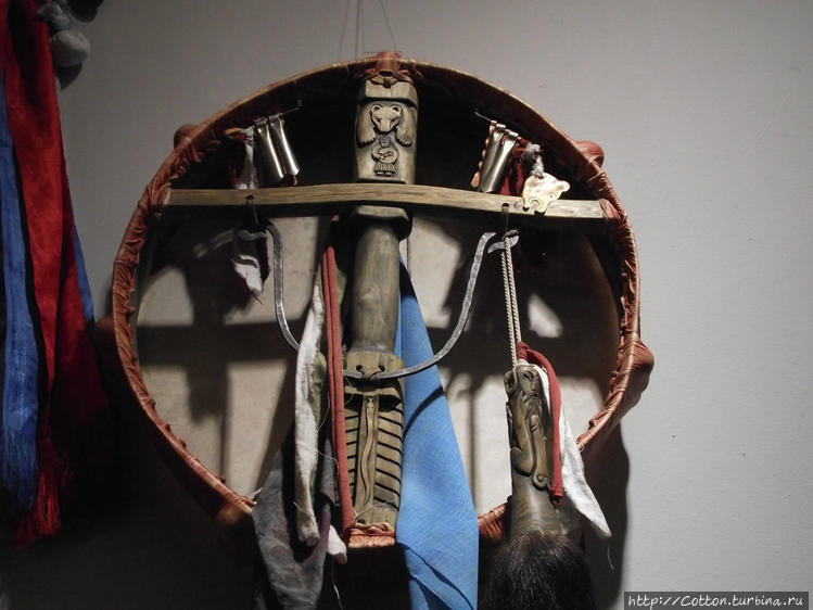 Шаманский бубен (из музея