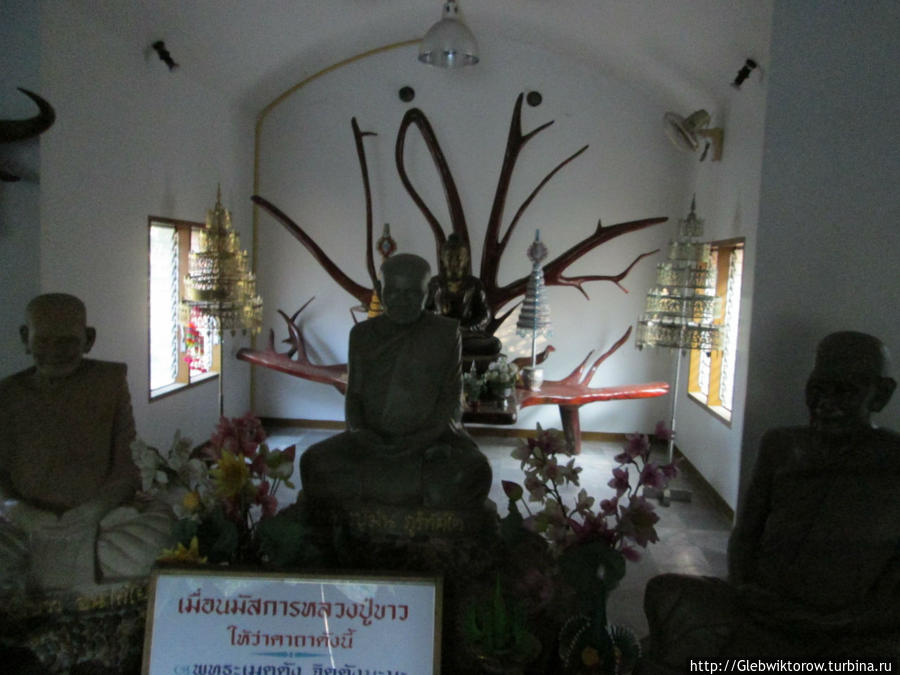 Luangpu Khao Wax Museum Нонг-Буа-Лам-Пху, Таиланд