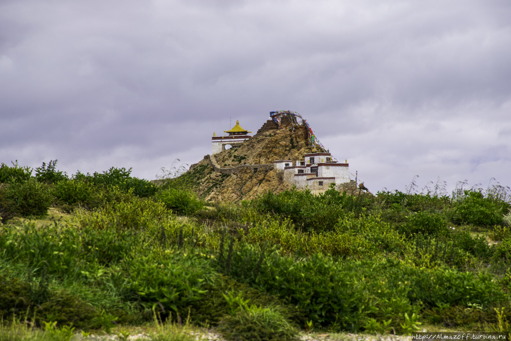 Роланги — ожившие мертвецы Тибета. Озеро Манасаровар, Китай