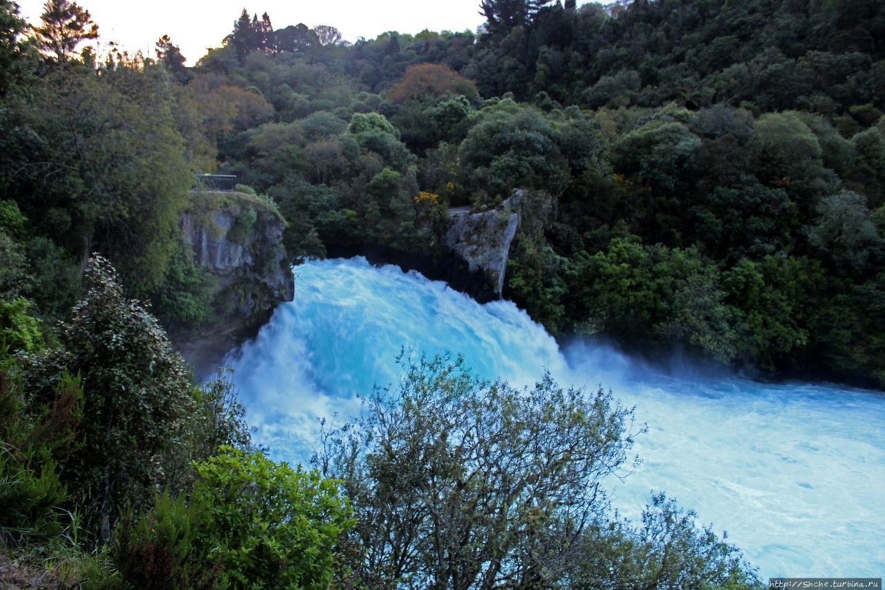 Водопад Хука Таупо, Новая Зеландия