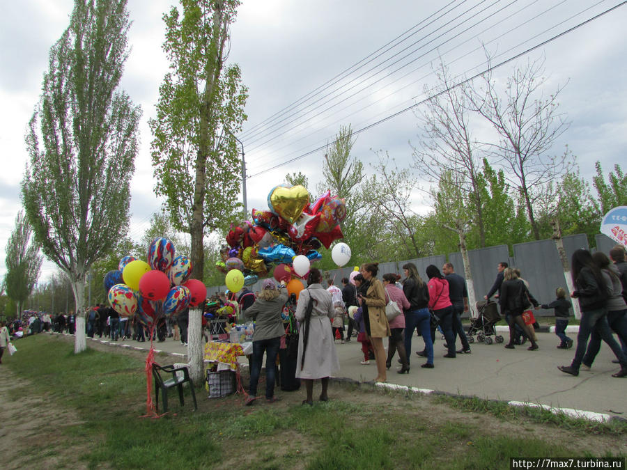 Перед памятью время бессильно... Саратов, Россия Перед памятью время бессильно... Саратов, Россия