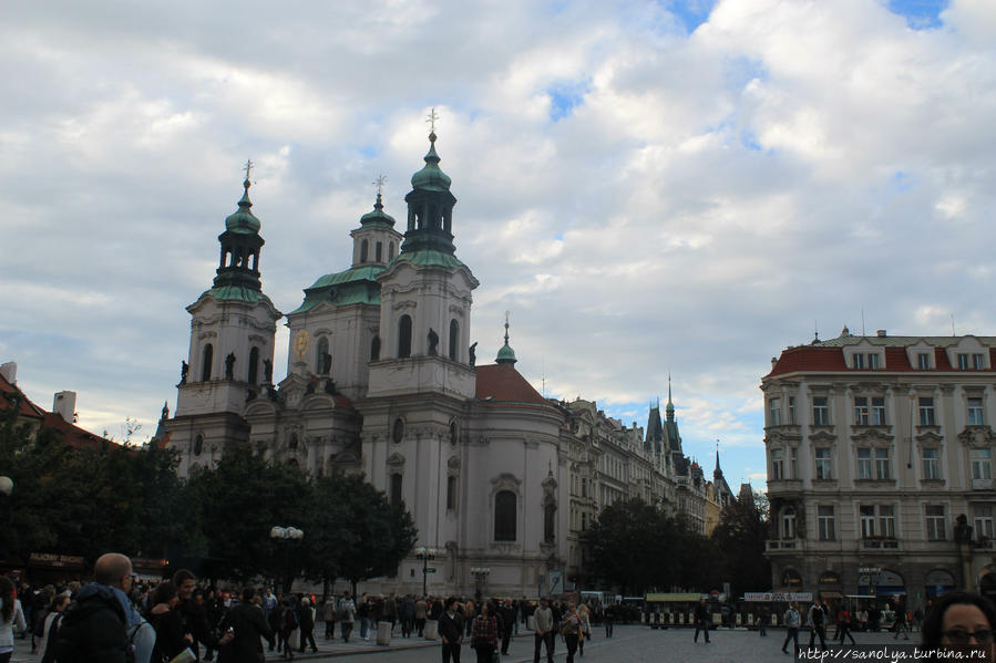 Староместская площадь и храм Св. Николая Прага, Чехия