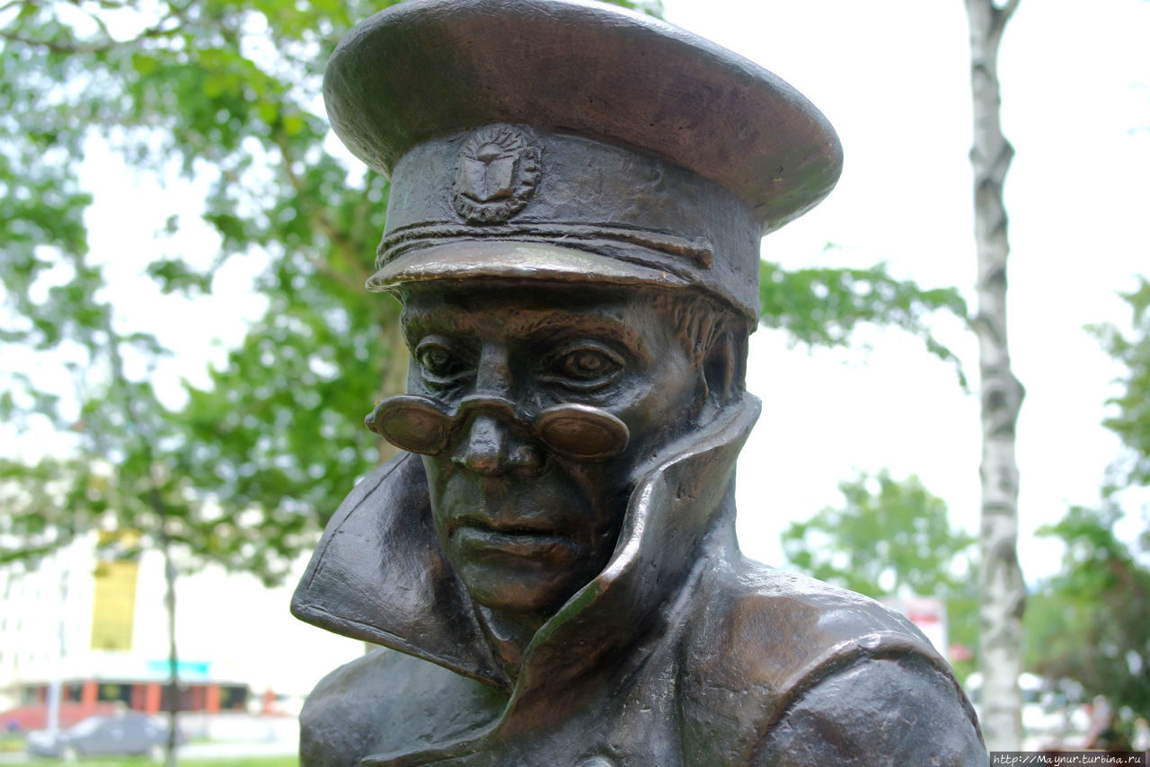 Сахалин и А. П. Чехов... Южно-Сахалинск, Россия Сахалин и А. П. Чехов... Южно-Сахалинск, Россия