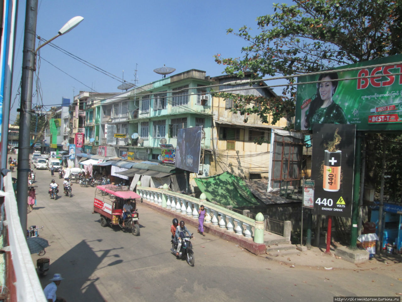 Прогулка по кварталам около рынка Патейн, Мьянма