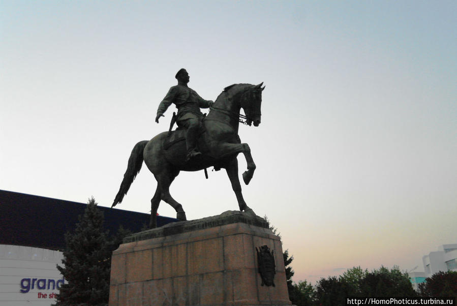 Памятник Котовскому Кишинёв, Молдова