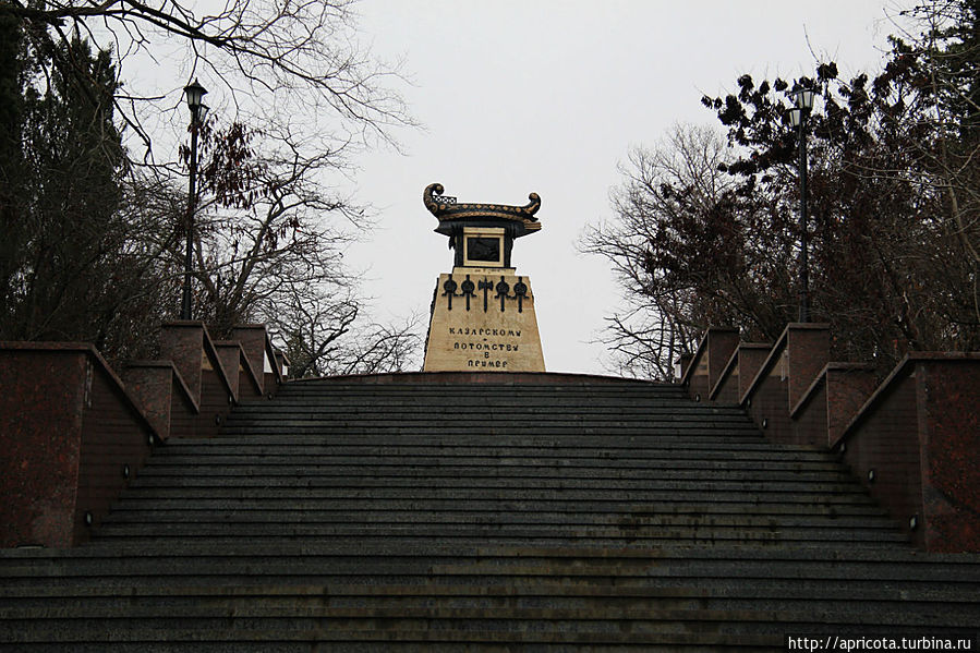 памятник А.И.Казарскому — герою русско-турецкой войны 1828-1829 гг. памятник А.И.Казарскому — герою русско-турецкой войны 1828-1829 гг.