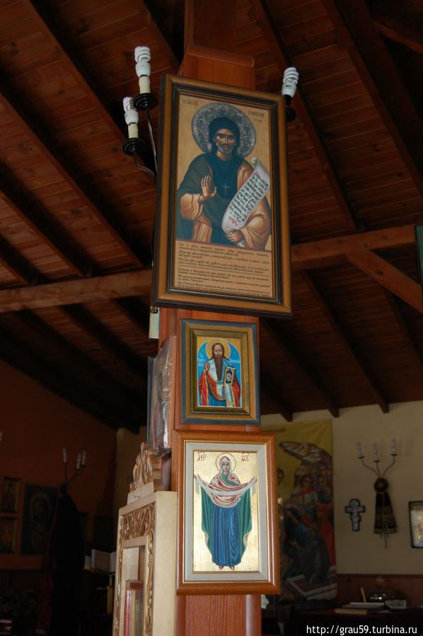 Тернистый путь собора Святых Кирилла и Мефодия Бургас, Болгария