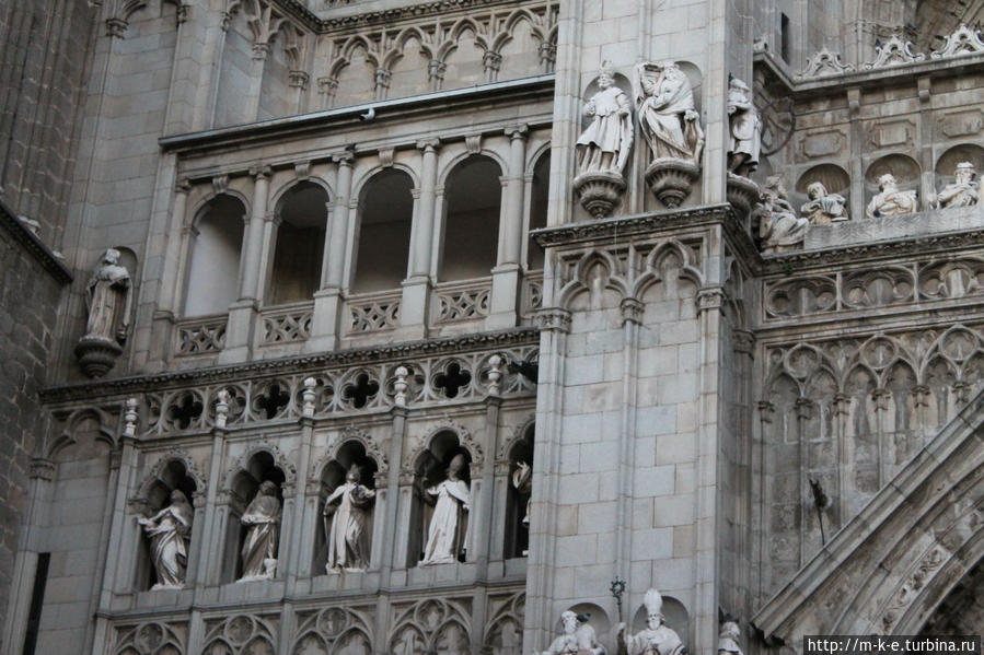 Ратушная площадь Толедо, Испания Ратушная площадь Толедо, Испания