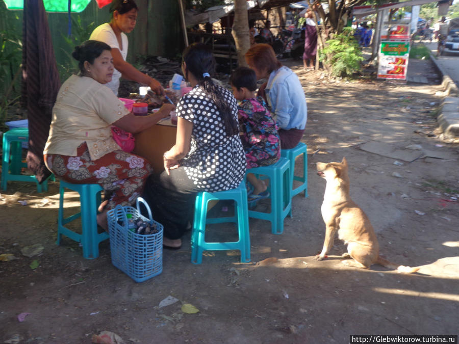 Нетуристический Янгон. Прогулка по Thanthumar Rd. Янгон, Мьянма Нетуристический Янгон. Прогулка по Thanthumar Rd. Янгон, Мьянма
