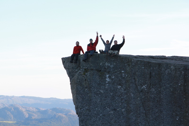 Норвегия — от Кьерага до Прейкестолена Люсе-фьорд, Норвегия Норвегия — от Кьерага до Прейкестолена Люсе-фьорд, Норвегия