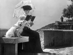 Чеховская Дама с собачкой. Кадр из одноимённого фильма Иосифа Хейфица 1960 года. Фото из интернета