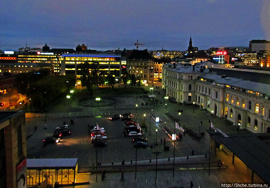 такой вид открылся из окна отеля после поселения, надо идти... Осло, Норвегия такой вид открылся из окна отеля после поселения, надо идти... Осло, Норвегия