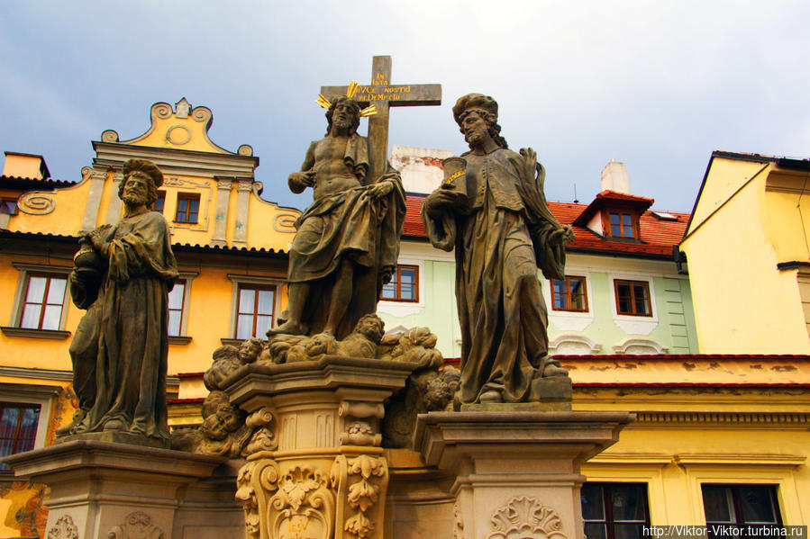 Скульптуры Карлова моста Прага, Чехия