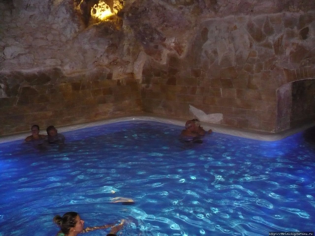 Пещерная купальня Мишкольц, Венгрия
