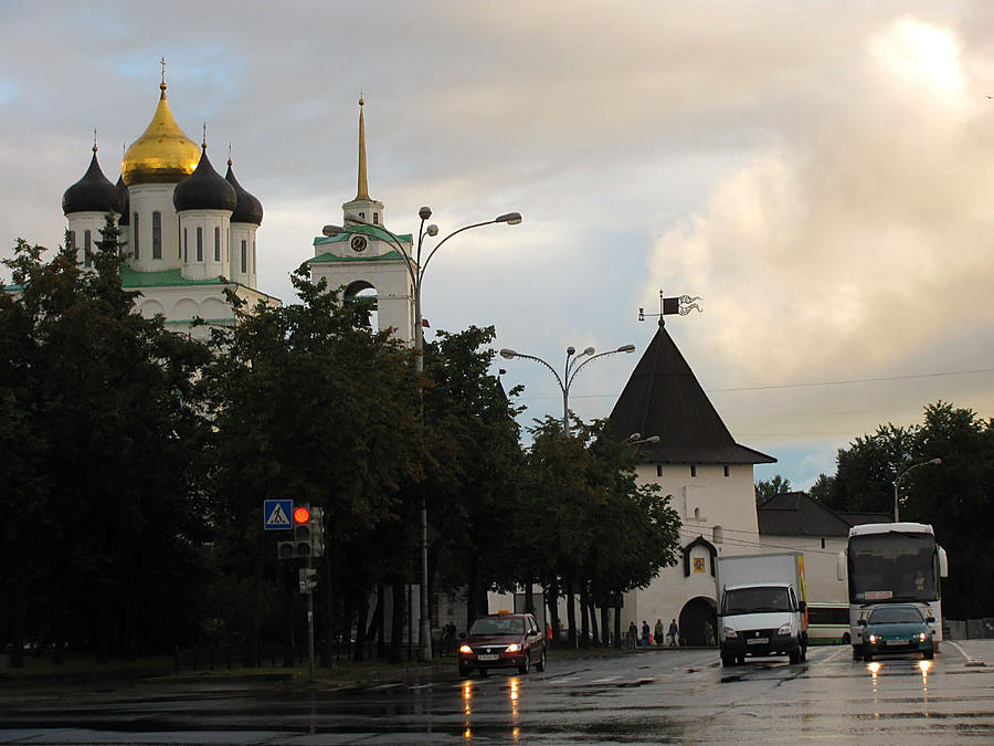 Псков. Утро и вода Псков, Россия