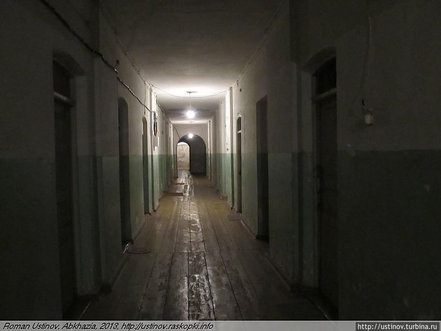 коридор общаги (кельи) коридор общаги (кельи)