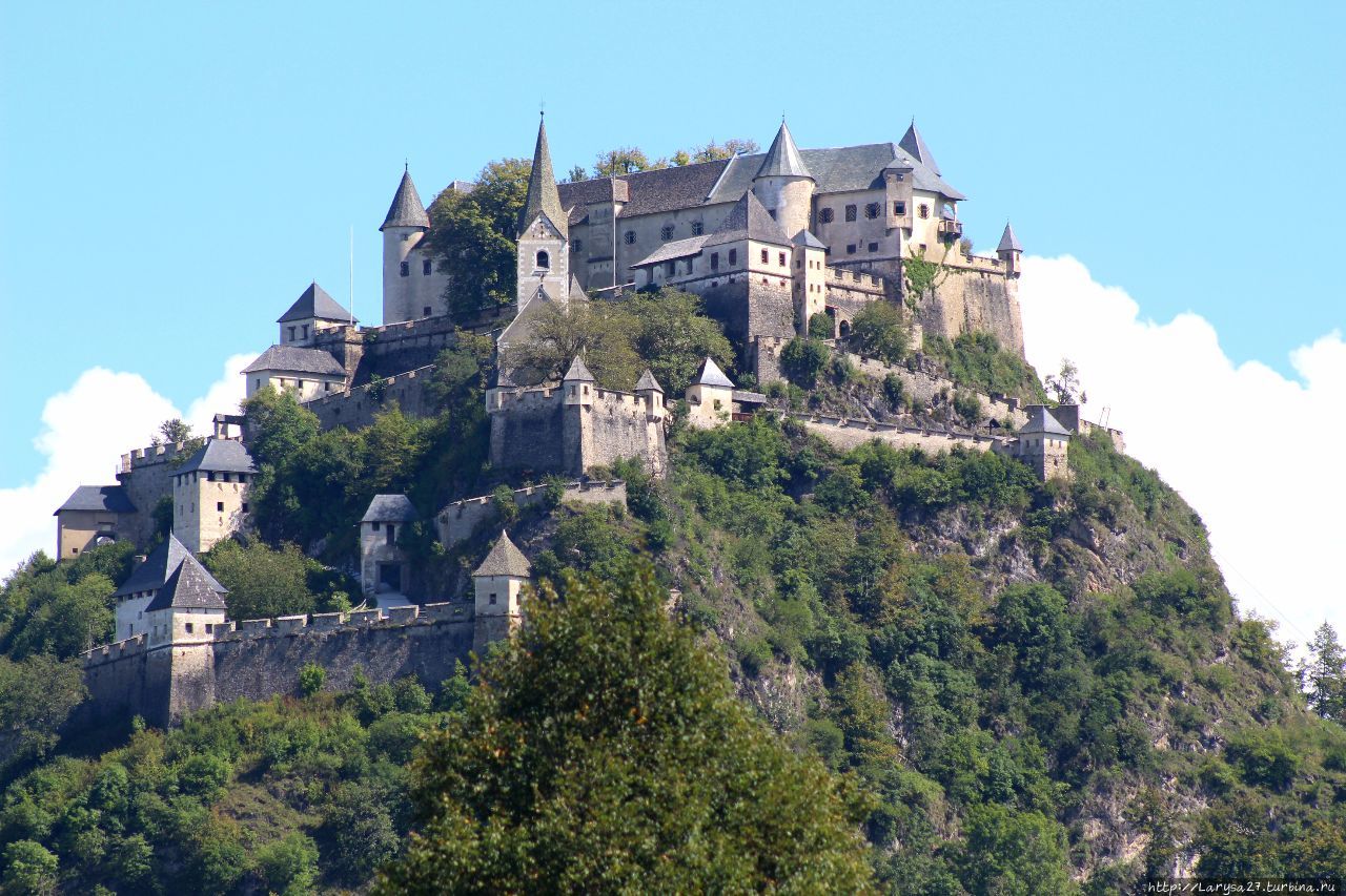 Замок Хохостервиц — символ Каринтии Санкт-Файт-ан-дер-Глан, Австрия