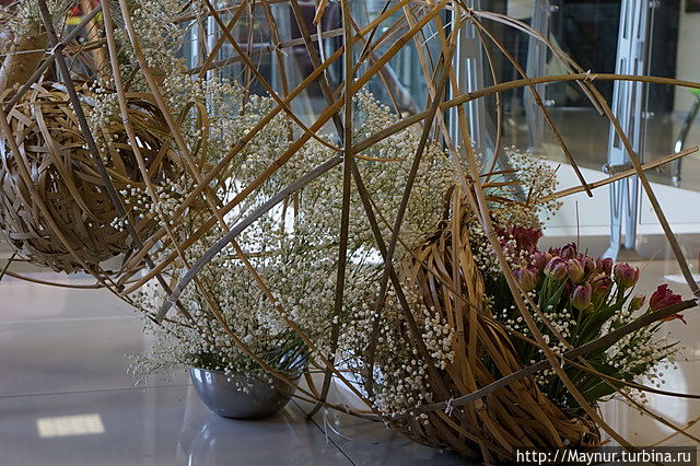 Фантазии флористов Южно-Сахалинск, Россия Фантазии флористов Южно-Сахалинск, Россия