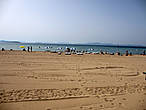 Золотой песок — пляж Алтынкум