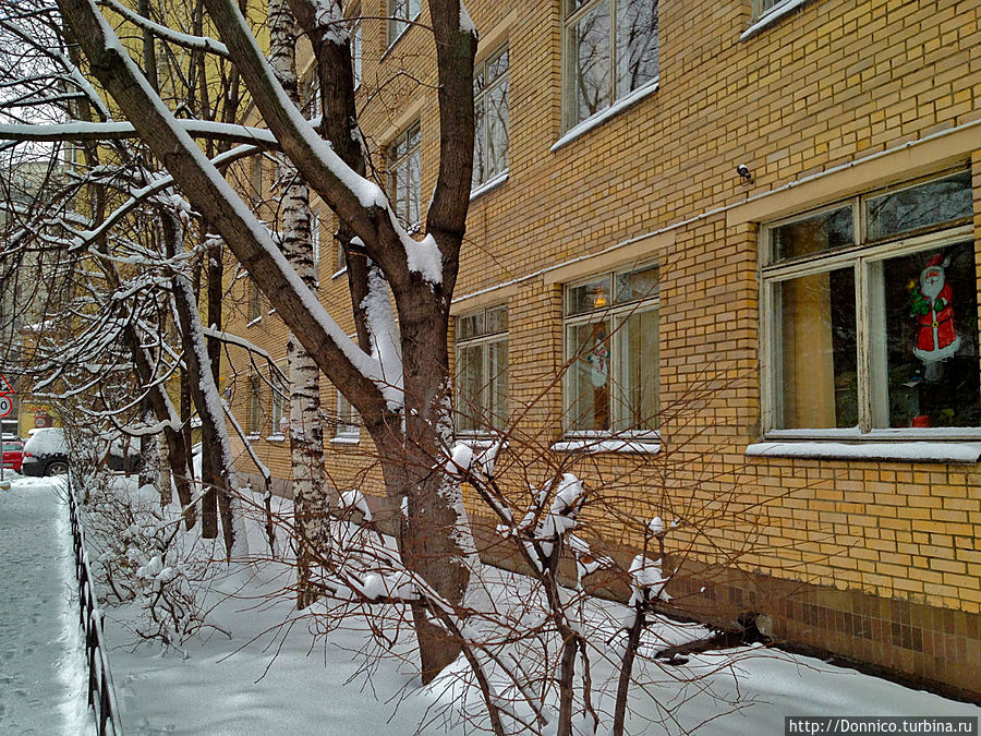 несмотря на холод, на этих улочках было как-то по-рождественски тепло и душевно приятно Москва, Россия
