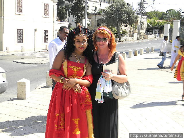 Ах, эта свадьба, свадьба, свадьба Ах, эта свадьба, свадьба, свадьба