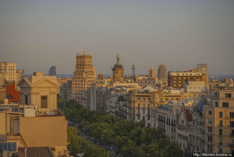 С высоты отеля Маджестик Барселона, Испания С высоты отеля Маджестик Барселона, Испания