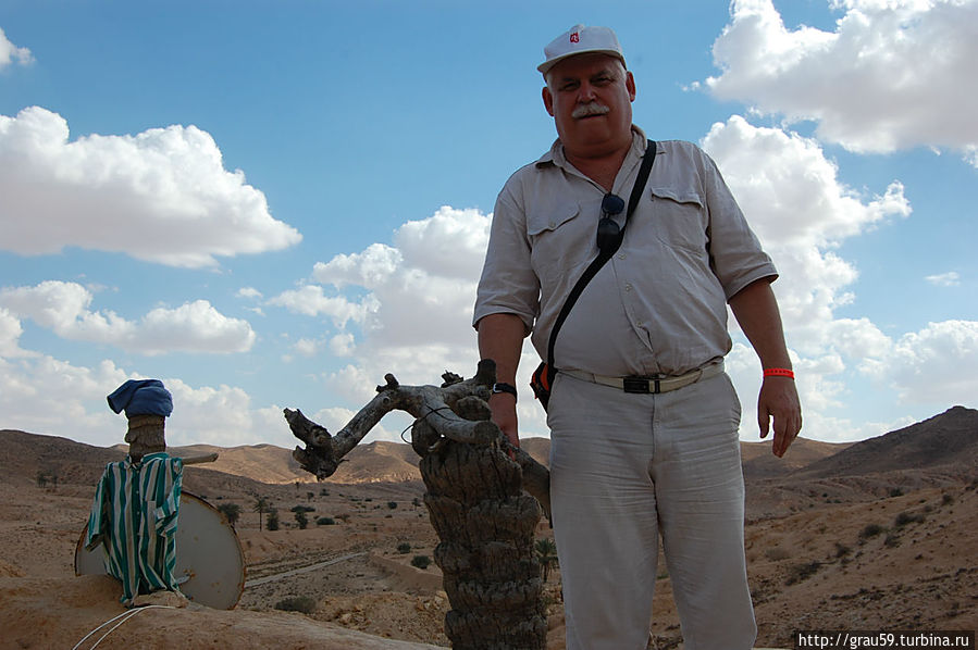 Пещеры — жилища троглодитов Матмата, Тунис Пещеры — жилища троглодитов Матмата, Тунис