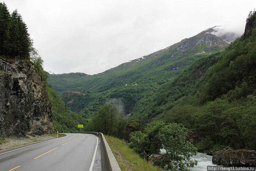 Дорога от Аурландсфьорд до Инвикфйорден Западная Норвегия, Норвегия