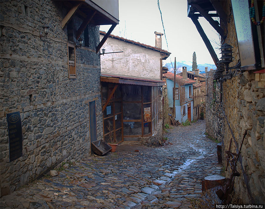 Джумалыкызык (Cumalıkızık) Джумалыкызык (Cumalıkızık)