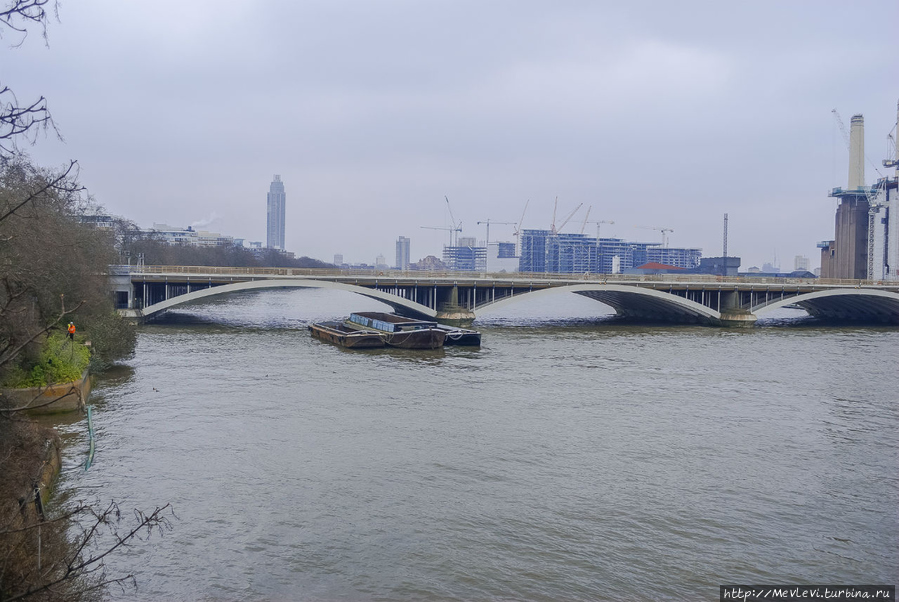 Через мост Челси Лондон, Великобритания