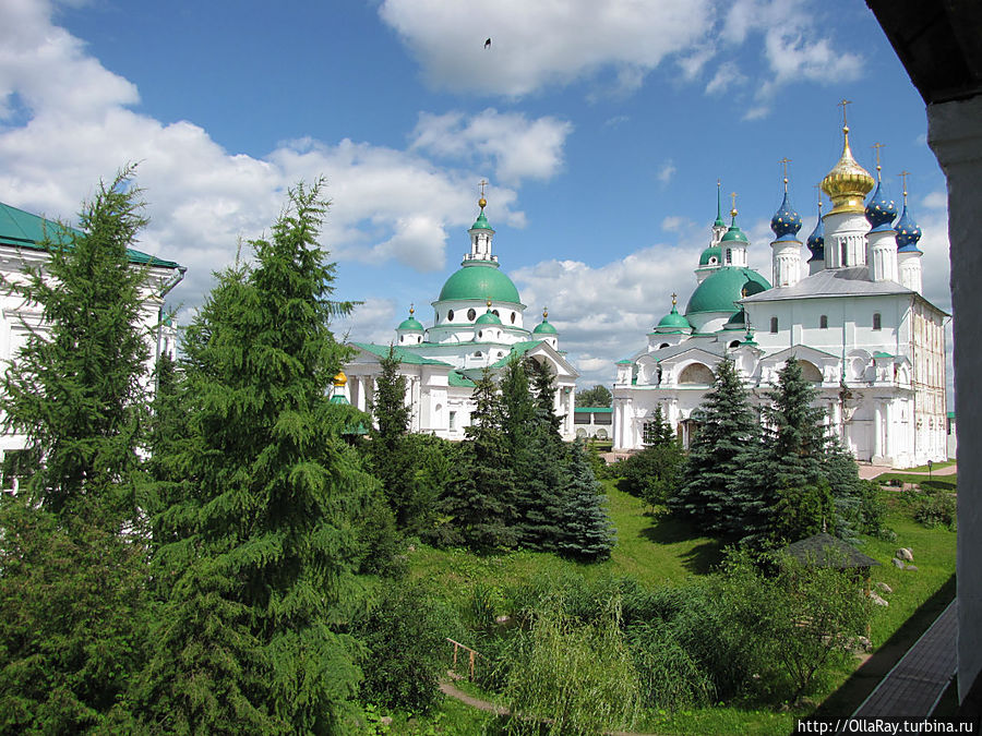 Спасо-Яковлевский Дмитриев мужской монастырь. Собор свт. Димитрия Ростовского, Церковь святого Иакова Ростовского и Соборная церковь во имя Зачатия святой Анны. Спасо-Яковлевский Дмитриев мужской монастырь. Собор свт. Димитрия Ростовского, Церковь святого Иакова Ростовского и Соборная церковь во имя Зачатия святой Анны.