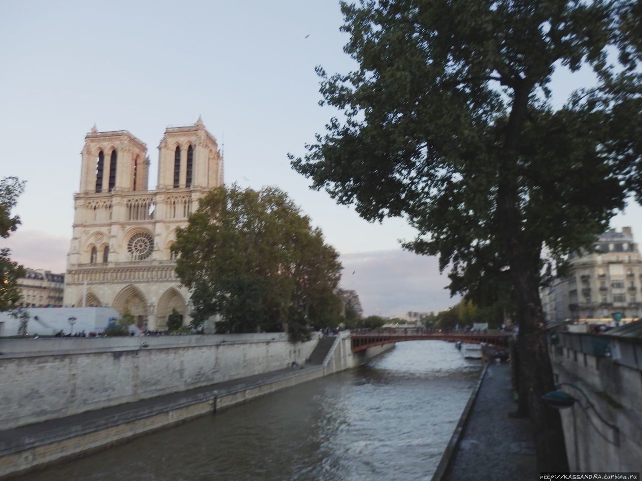 От  самой узкой улицы Парижа  до Церкви Сен-Северен Париж, Франция