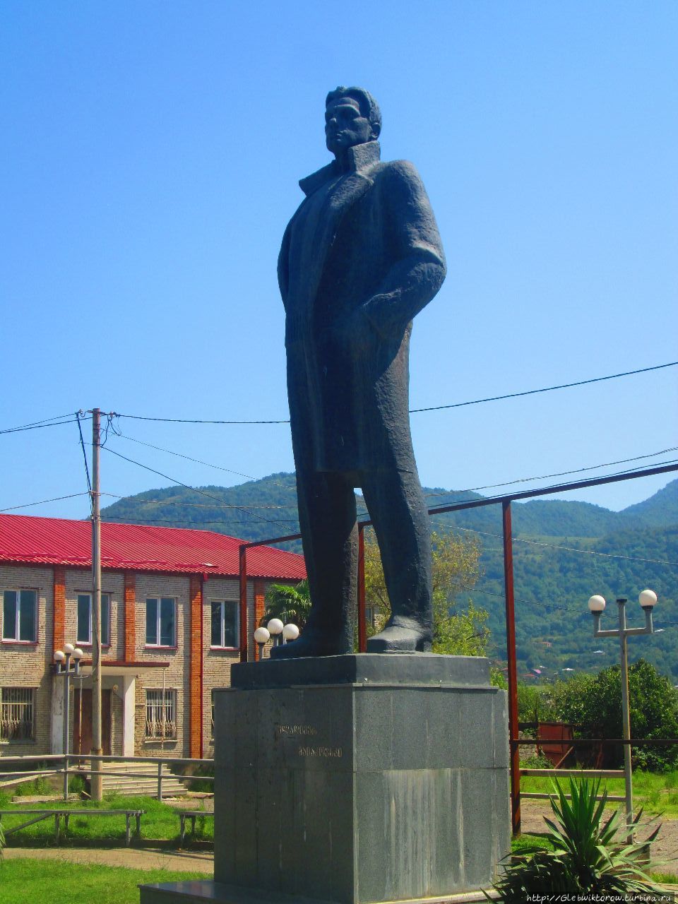 Прогулка по бывшему городу Прогулка по бывшему городу