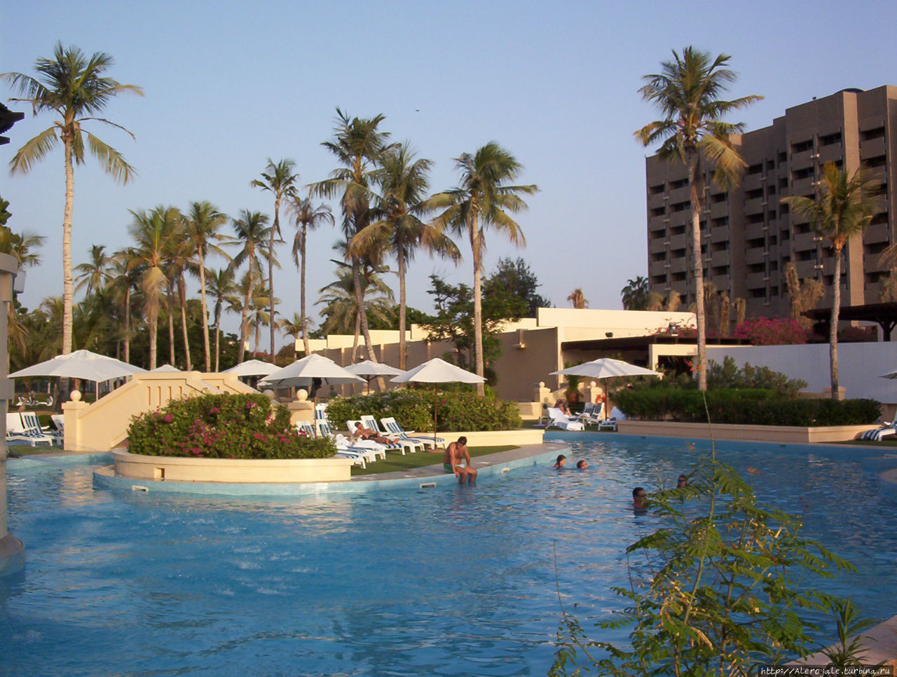 Отель Интерконти  — десять лет назад Маскат, Оман