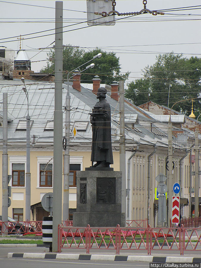 Памятник Ярославу Мудрому