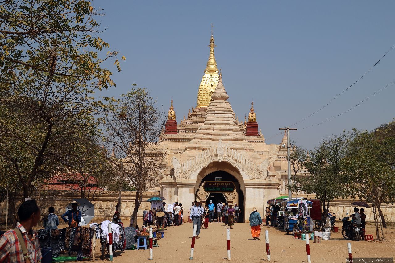 Храм Ананда Паган, Мьянма