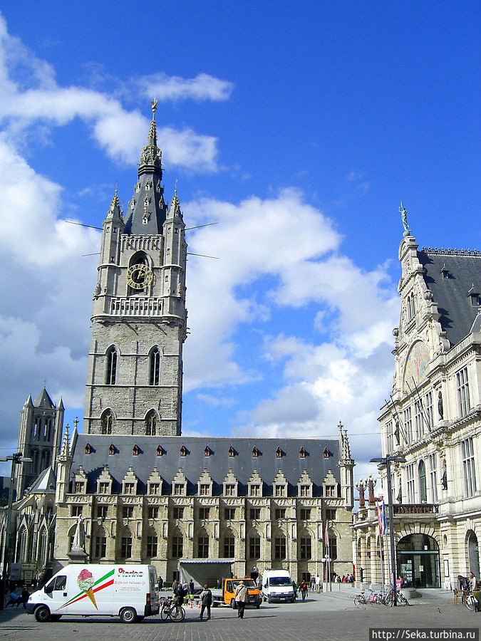 Беффруа и суконные ряды Беффруа и суконные ряды