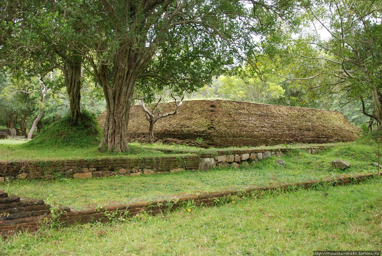 Древний город Анурадхапура Анурадхапура, Шри-Ланка