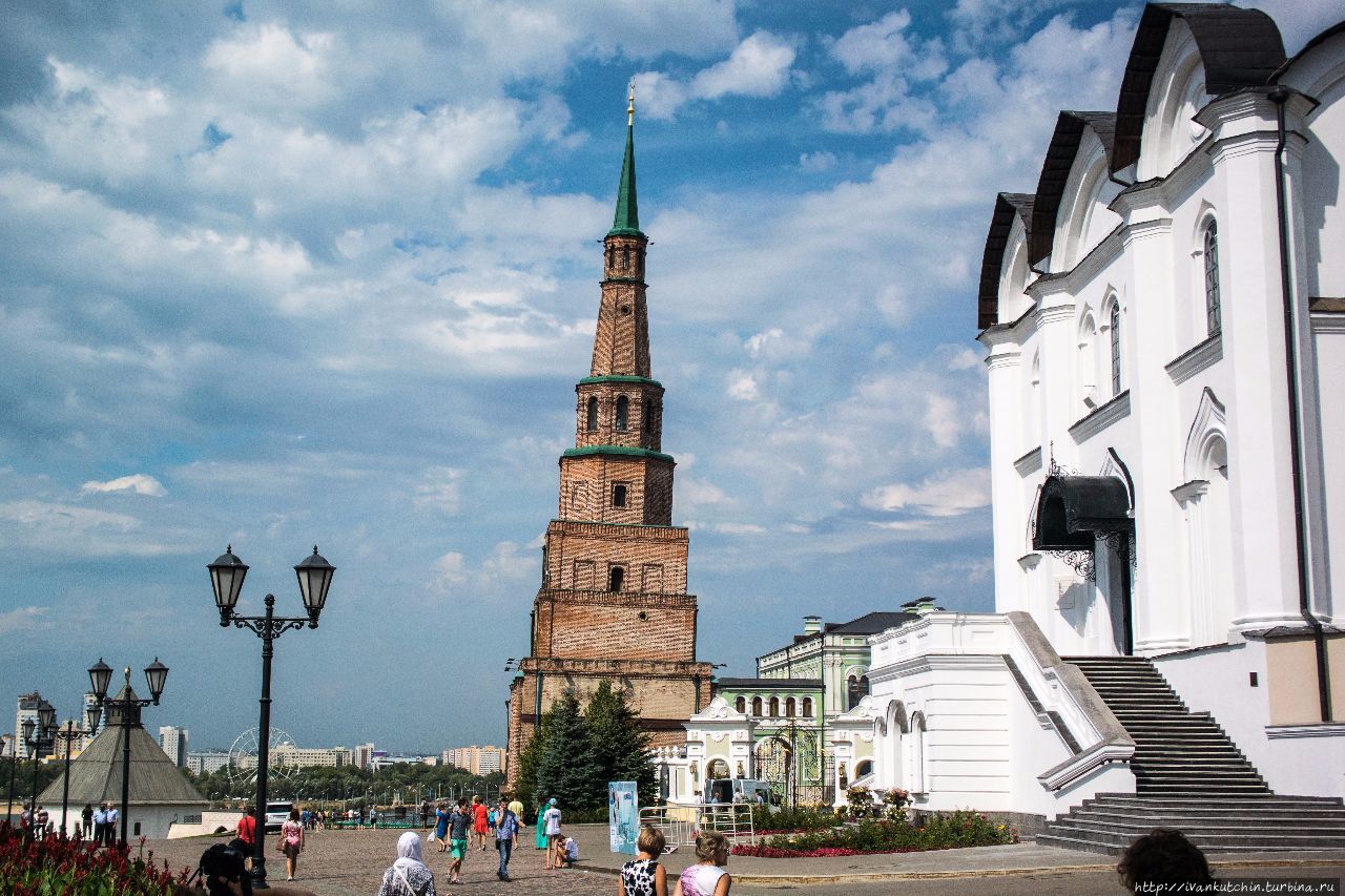 Летом в Казани Казань, Россия Летом в Казани Казань, Россия